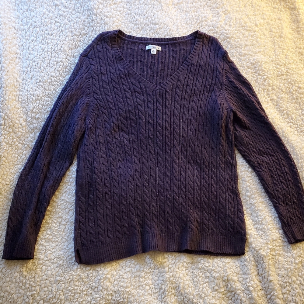 Croft & Barrow v-neck sweater